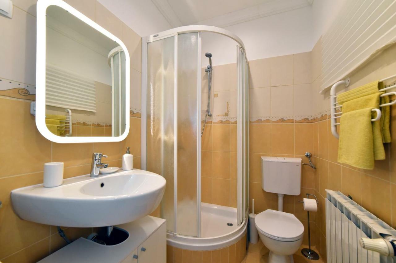 Agape Zagreb Apartments エクステリア 写真