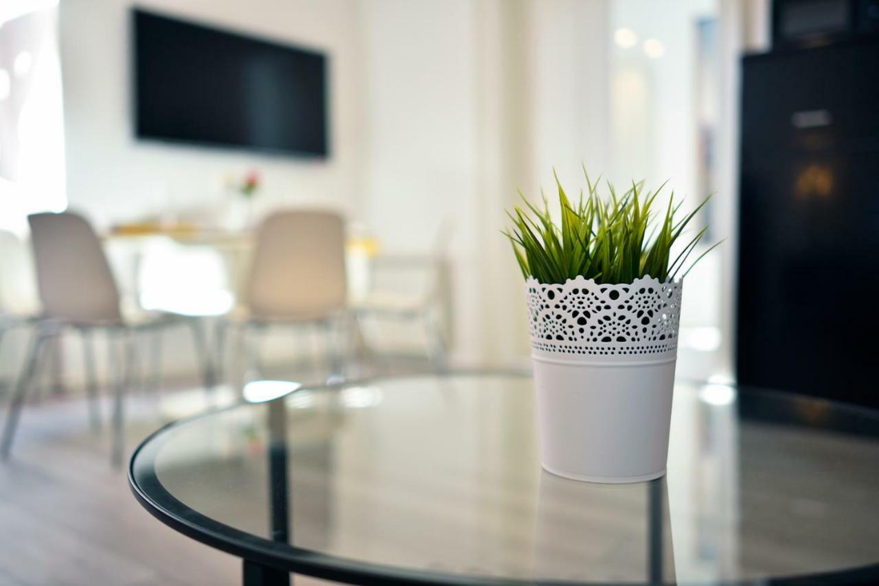 Agape Zagreb Apartments エクステリア 写真