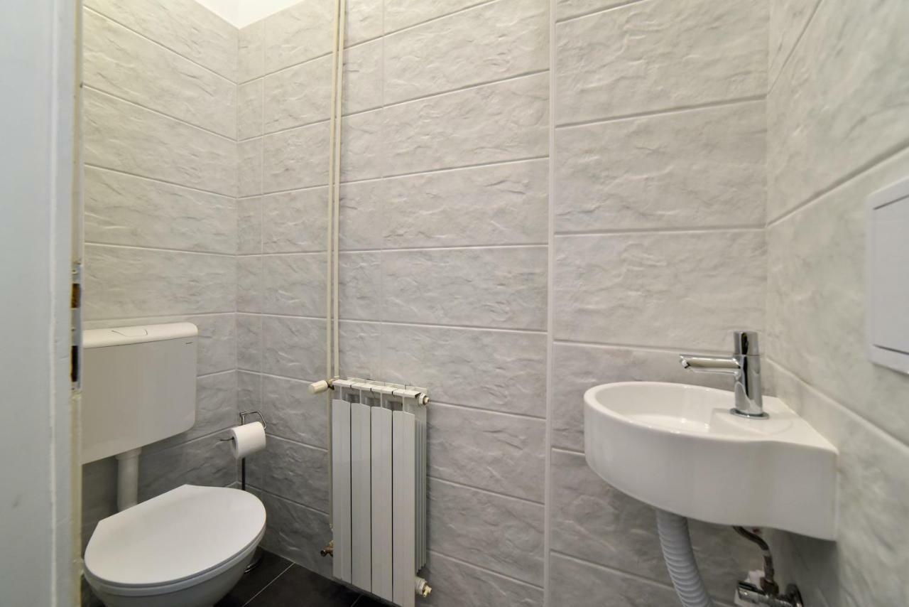 Agape Zagreb Apartments エクステリア 写真